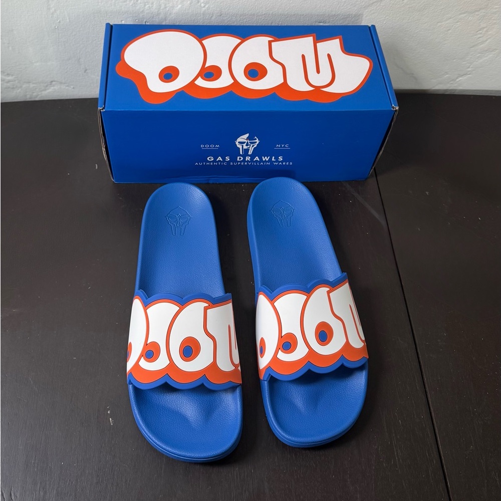 LIMITED RUN- BRAND NEW- MF DOOM - THROW SLIDES BLUE AND ORANGE